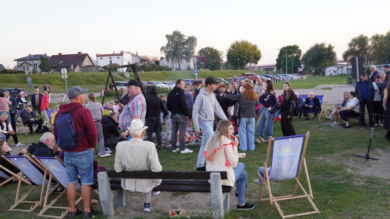 Pierwsze jesienne ognisko na plaży w Ostrołęce [29.09.2026] - zdjęcie #21 - eOstroleka.pl