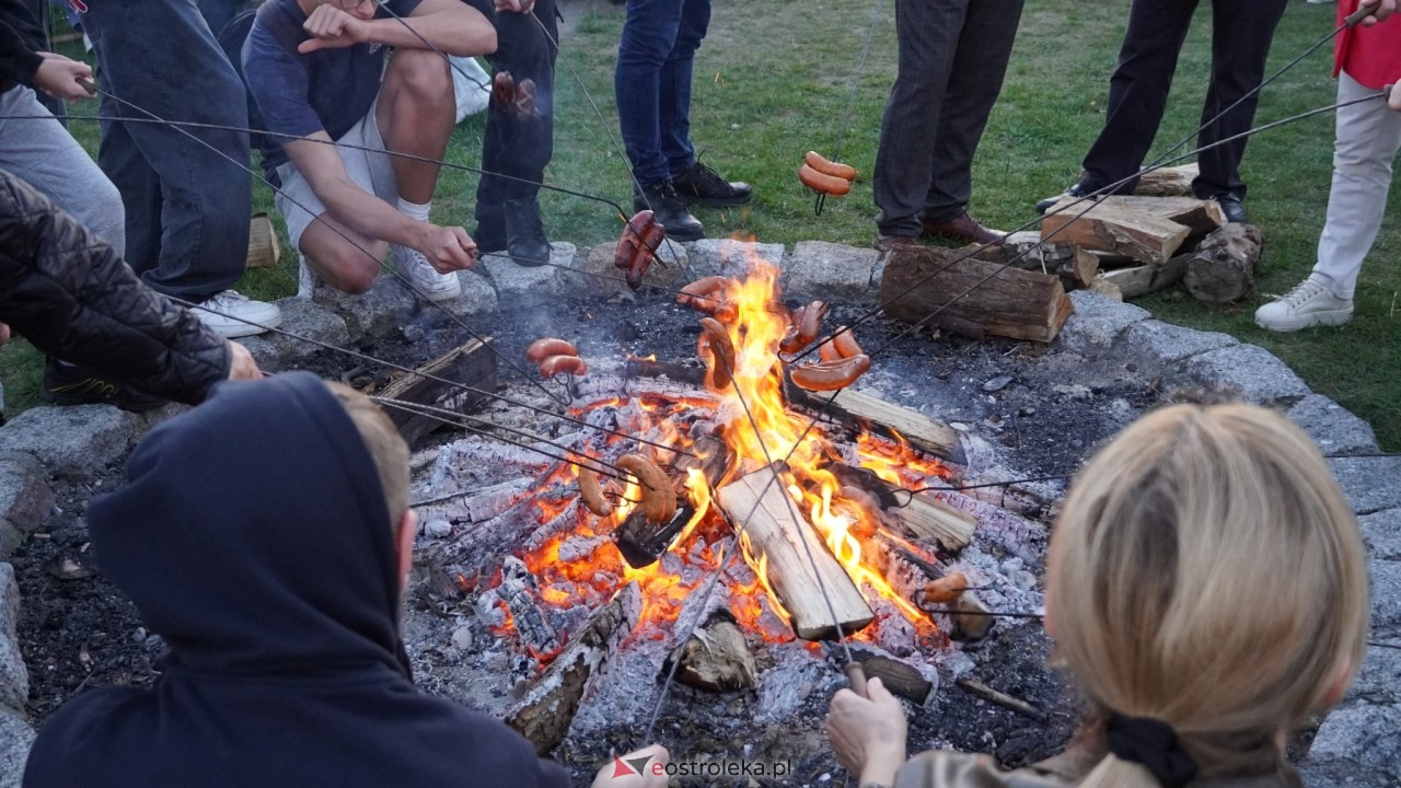 Pierwsze jesienne ognisko na plaży w Ostrołęce [29.09.2026] - zdjęcie #20 - eOstroleka.pl