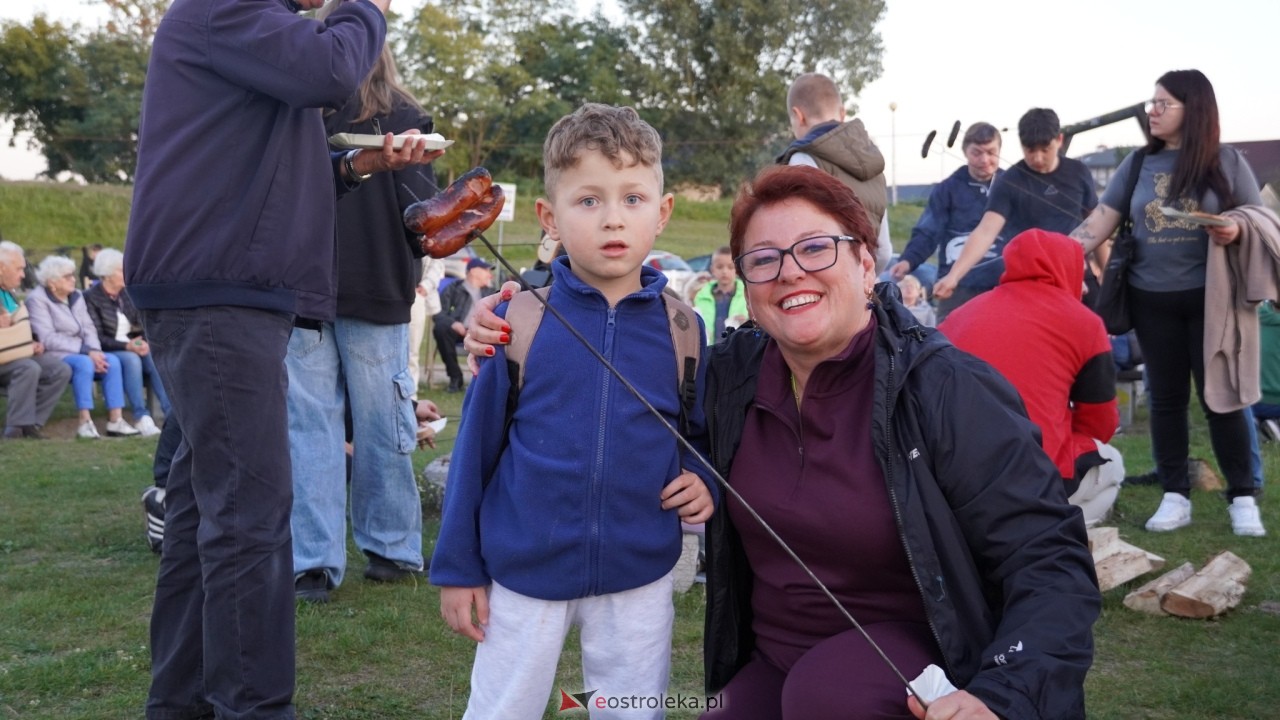 Pierwsze jesienne ognisko na plaży w Ostrołęce [29.09.2026] - zdjęcie #10 - eOstroleka.pl