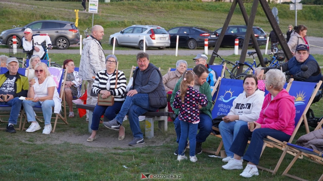 Pierwsze jesienne ognisko na plaży w Ostrołęce [29.09.2026] - zdjęcie #41 - eOstroleka.pl