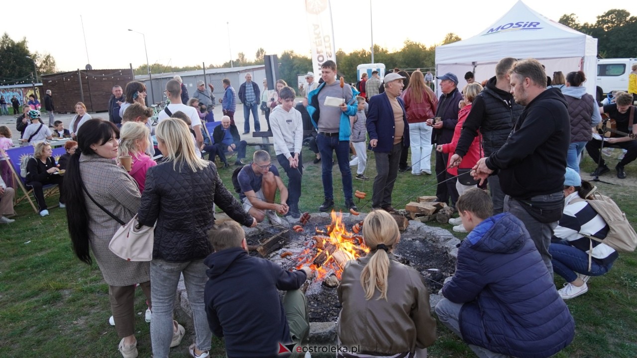 Pierwsze jesienne ognisko na plaży w Ostrołęce [29.09.2026] - zdjęcie #39 - eOstroleka.pl
