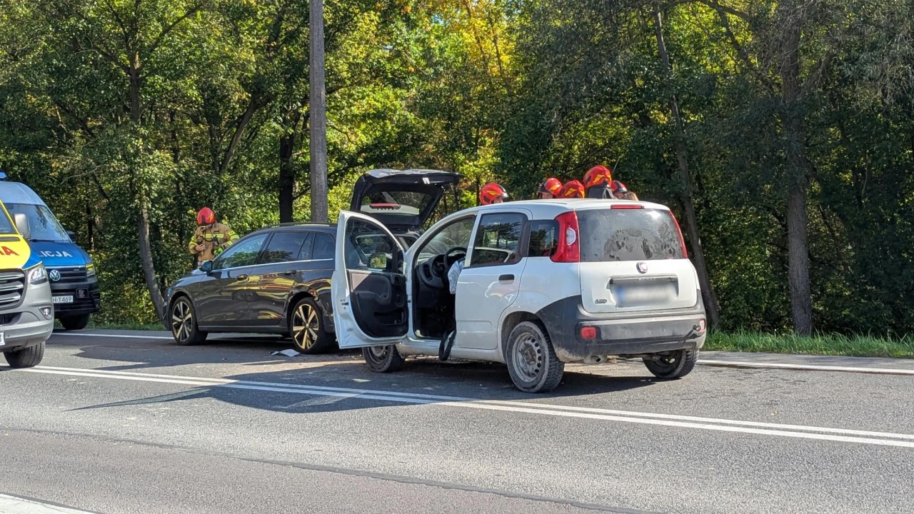Wypadek na skrzyżowaniu Warszawskiej z Fortową [30.09.2026] - zdjęcie #11 - eOstroleka.pl