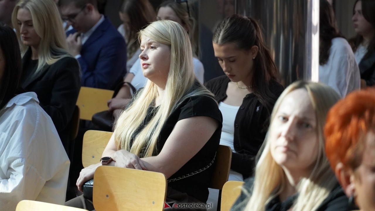 Inauguracja roku akademickiego 2026/2027 w WSAP w Ostrołęce [02.10.2026] - zdjęcie #53 - eOstroleka.pl