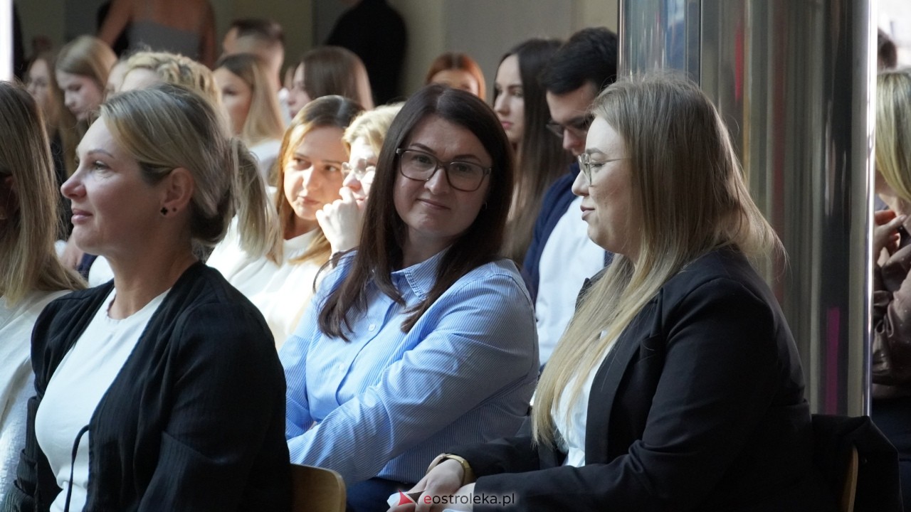 Inauguracja roku akademickiego 2026/2027 w WSAP w Ostrołęce [02.10.2026] - zdjęcie #49 - eOstroleka.pl