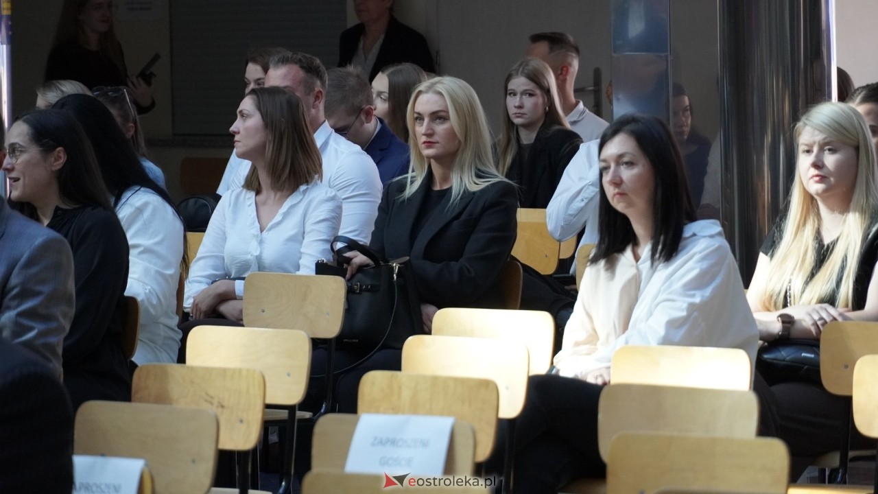 Inauguracja roku akademickiego 2026/2027 w WSAP w Ostrołęce [02.10.2026] - zdjęcie #45 - eOstroleka.pl