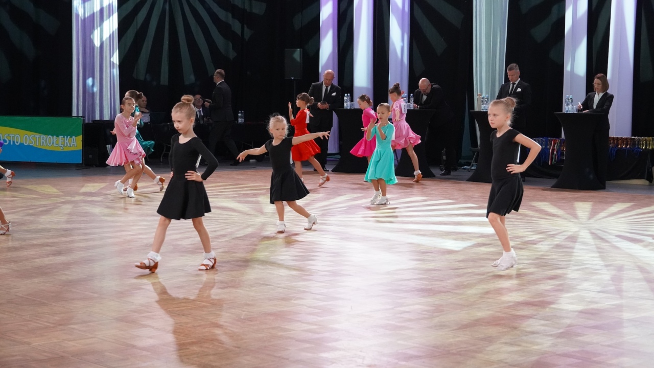41. Ogólnopolski Turniej Tańca Sportowego O Złotą Podwiązkę [03.10.2026] - zdjęcie #335 - eOstroleka.pl