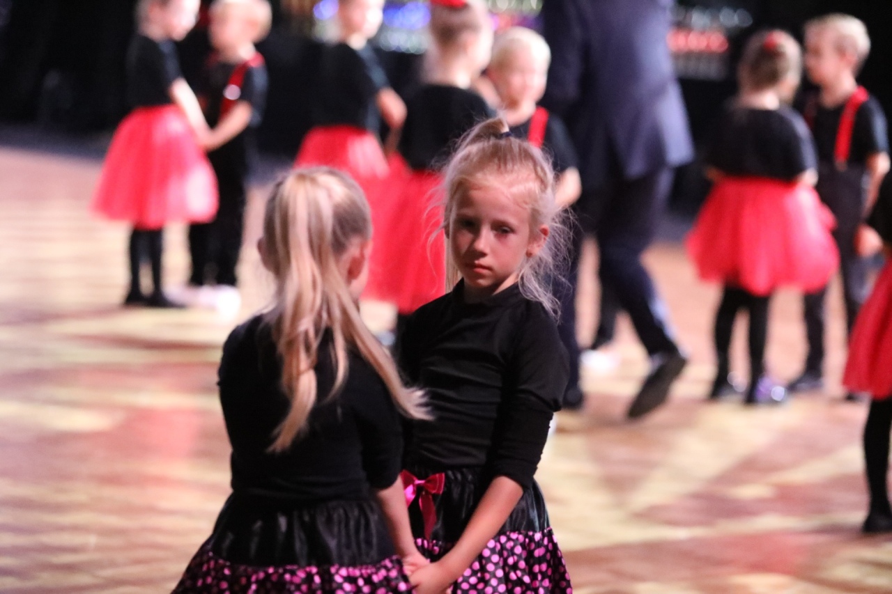 41. Ogólnopolski Turniej Tańca Sportowego O Złotą Podwiązkę [03.10.2026] - zdjęcie #27 - eOstroleka.pl