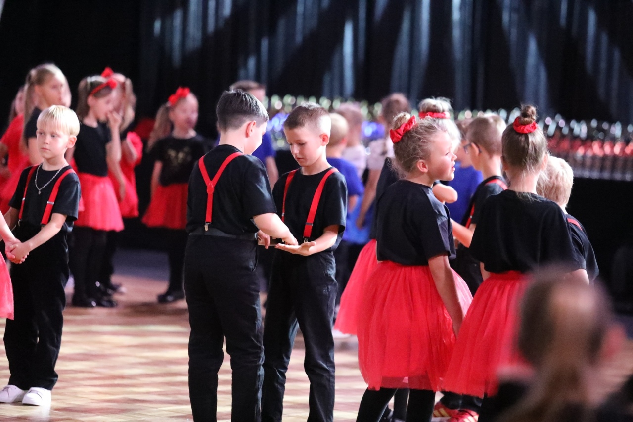 41. Ogólnopolski Turniej Tańca Sportowego O Złotą Podwiązkę [03.10.2026] - zdjęcie #21 - eOstroleka.pl