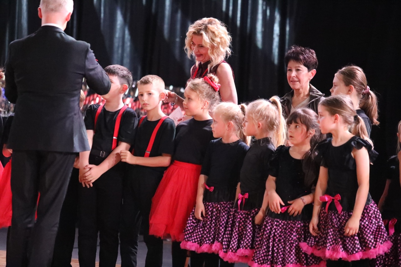 41. Ogólnopolski Turniej Tańca Sportowego O Złotą Podwiązkę [03.10.2026] - zdjęcie #7 - eOstroleka.pl