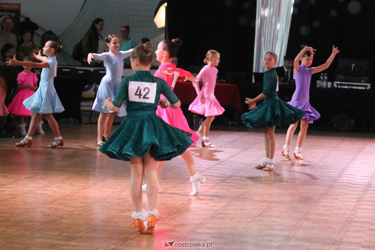 41. Ogólnopolski Turniej Tańca Sportowego O Złotą Podwiązkę [03.10.2026] - zdjęcie #108 - eOstroleka.pl