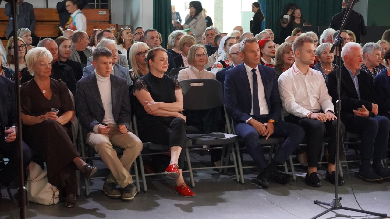 Jubileusz 60-lecia Zespołu Pieśni i Tańca Kurpie [04.10.2026] - zdjęcie #146 - eOstroleka.pl