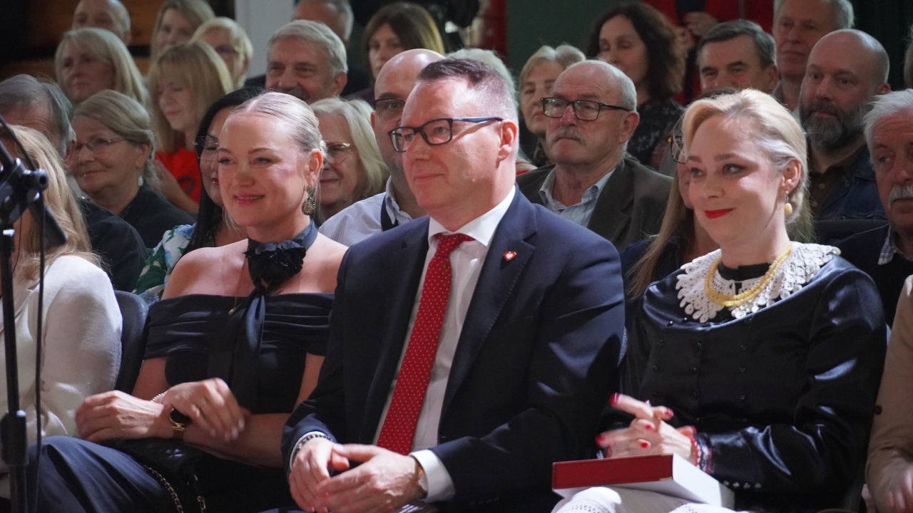 Jubileusz 60-lecia Zespołu Pieśni i Tańca Kurpie [04.10.2026] - zdjęcie #118 - eOstroleka.pl