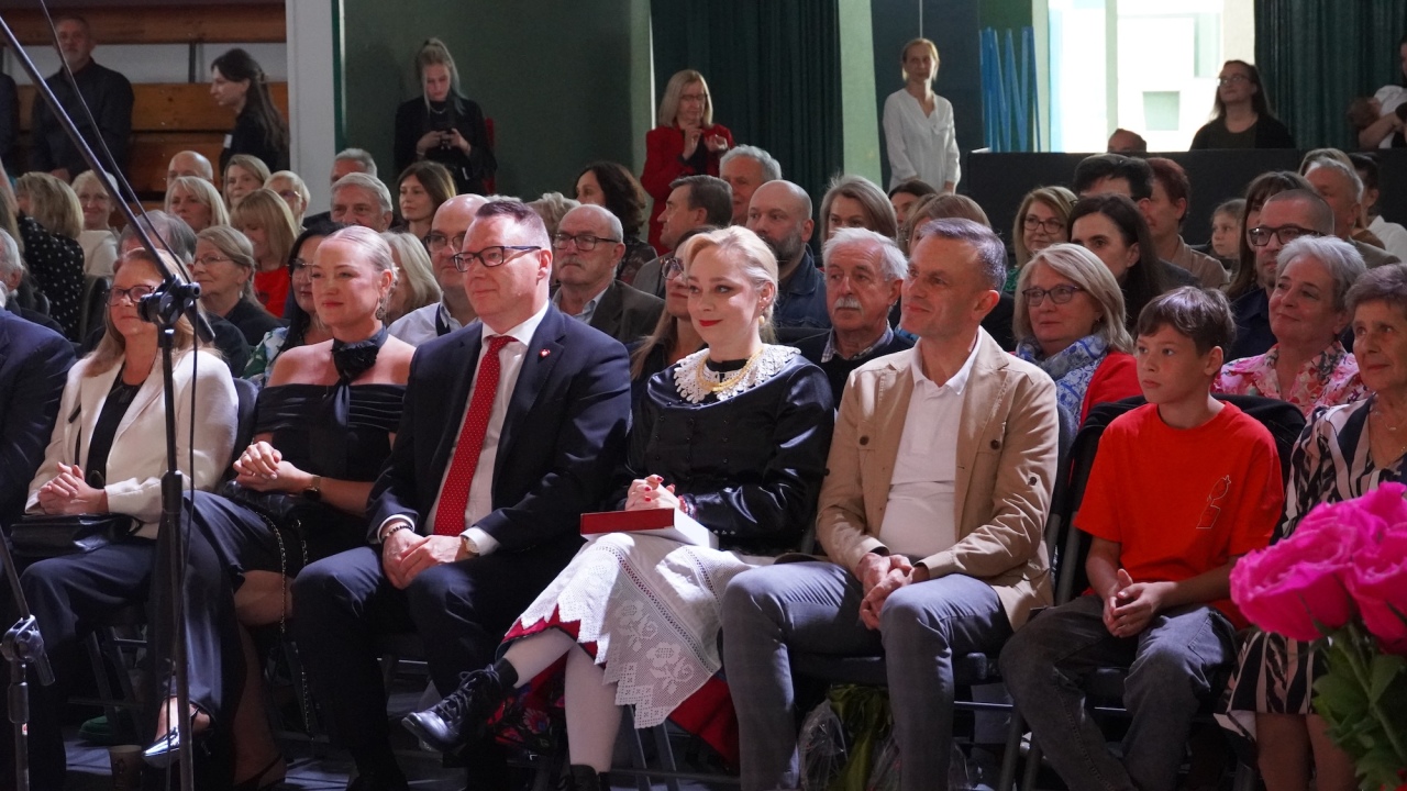 Jubileusz 60-lecia Zespołu Pieśni i Tańca Kurpie [04.10.2026] - zdjęcie #116 - eOstroleka.pl