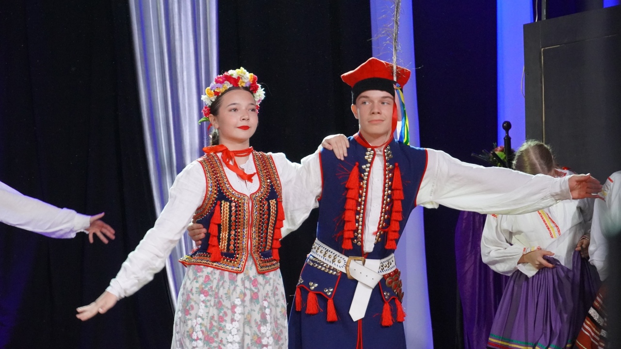 Jubileusz 60-lecia Zespołu Pieśni i Tańca Kurpie [04.10.2026] - zdjęcie #101 - eOstroleka.pl