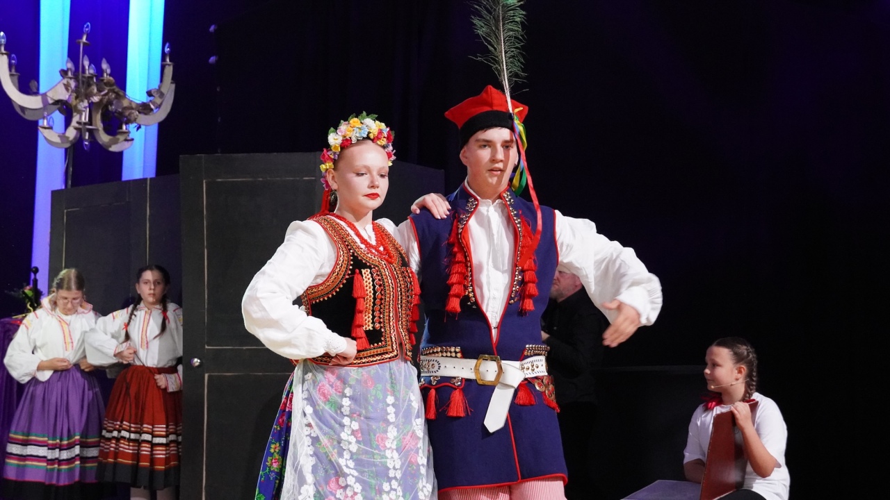 Jubileusz 60-lecia Zespołu Pieśni i Tańca Kurpie [04.10.2026] - zdjęcie #99 - eOstroleka.pl