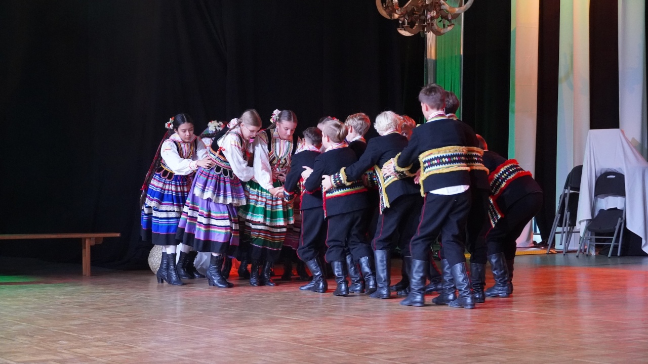 Jubileusz 60-lecia Zespołu Pieśni i Tańca Kurpie [04.10.2026] - zdjęcie #88 - eOstroleka.pl