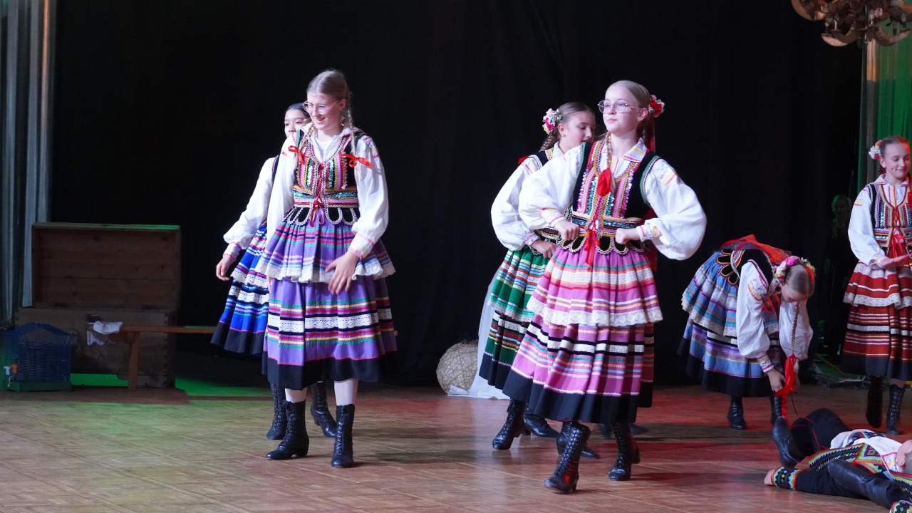 Jubileusz 60-lecia Zespołu Pieśni i Tańca Kurpie [04.10.2026] - zdjęcie #86 - eOstroleka.pl