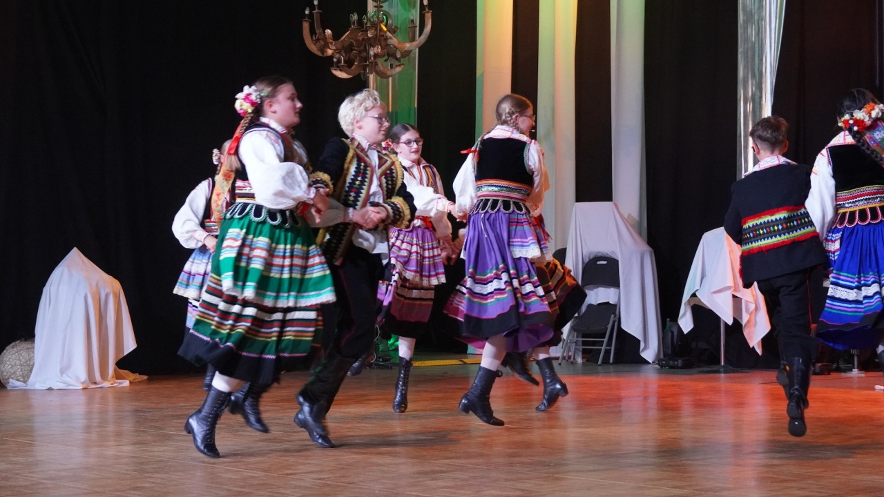 Jubileusz 60-lecia Zespołu Pieśni i Tańca Kurpie [04.10.2026] - zdjęcie #76 - eOstroleka.pl