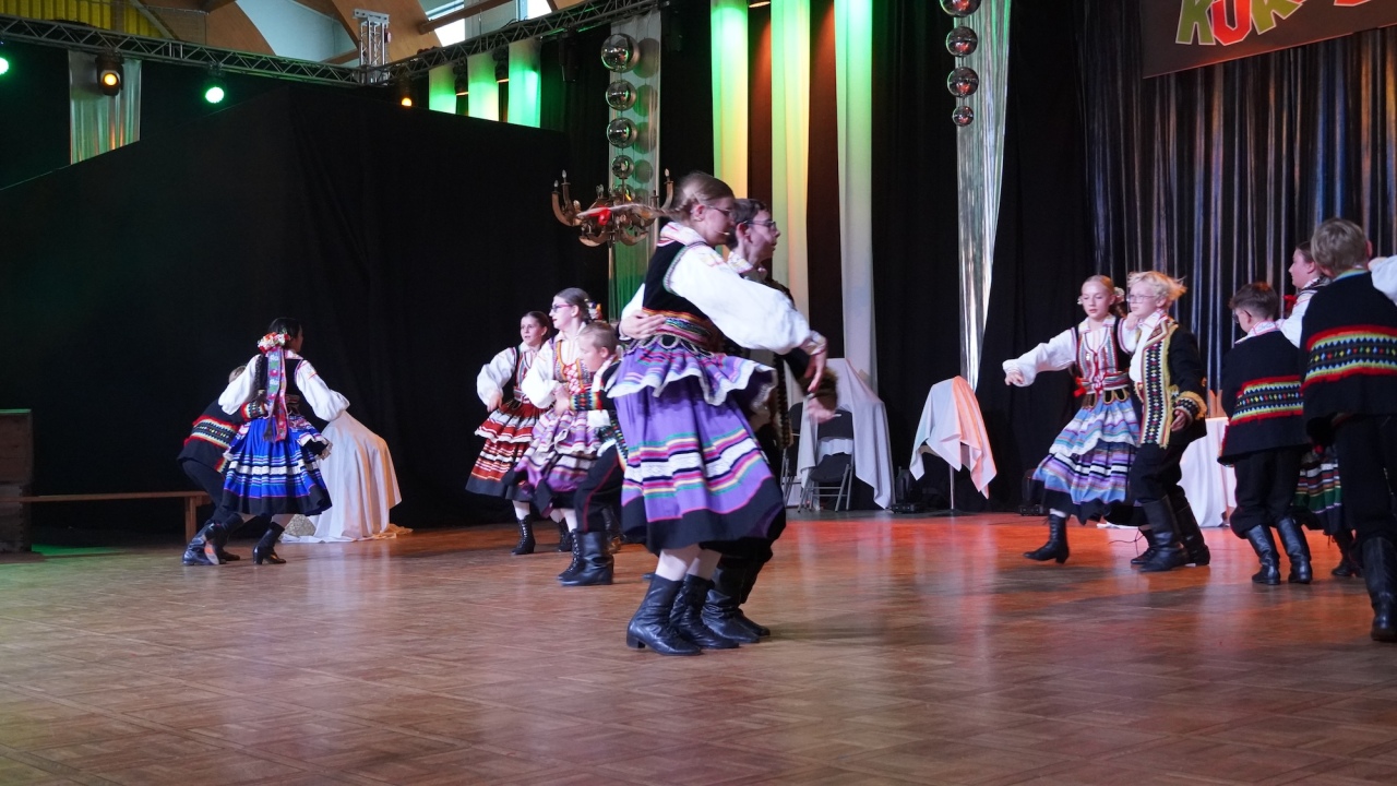 Jubileusz 60-lecia Zespołu Pieśni i Tańca Kurpie [04.10.2026] - zdjęcie #63 - eOstroleka.pl