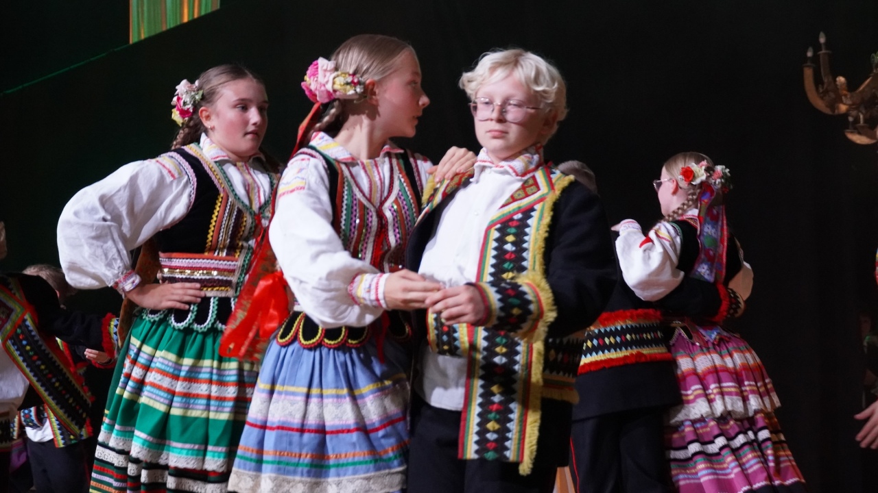 Jubileusz 60-lecia Zespołu Pieśni i Tańca Kurpie [04.10.2026] - zdjęcie #58 - eOstroleka.pl