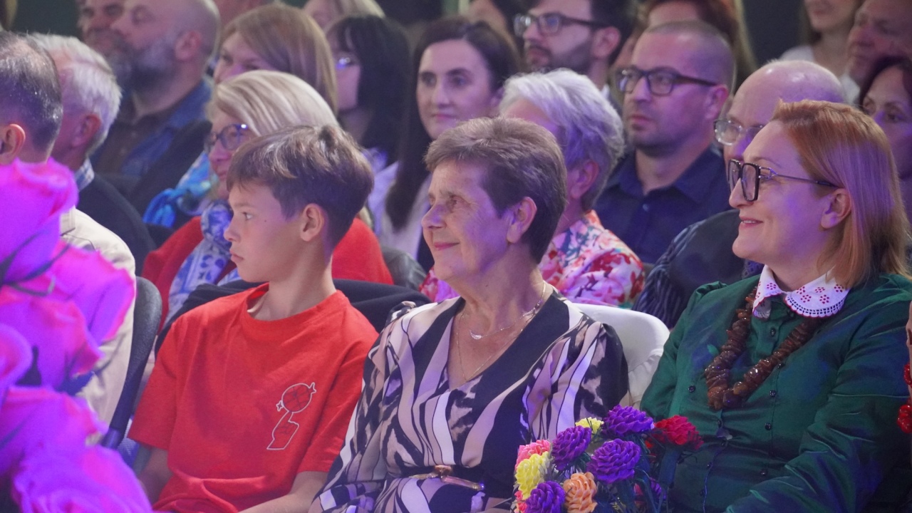 Jubileusz 60-lecia Zespołu Pieśni i Tańca Kurpie [04.10.2026] - zdjęcie #241 - eOstroleka.pl