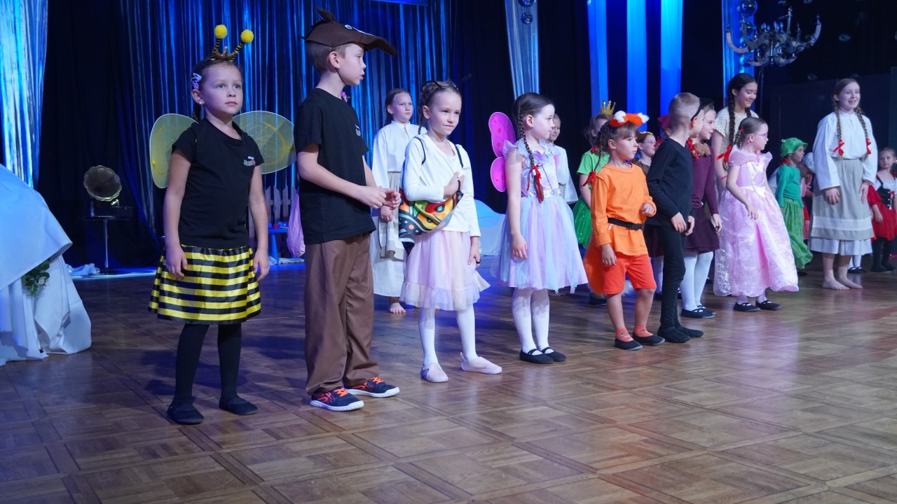 Jubileusz 60-lecia Zespołu Pieśni i Tańca Kurpie [04.10.2026] - zdjęcie #231 - eOstroleka.pl