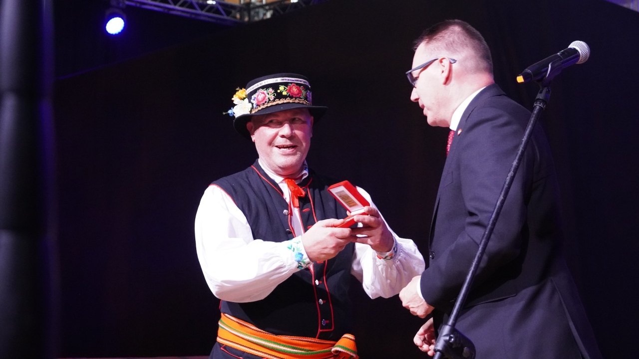 Jubileusz 60-lecia Zespołu Pieśni i Tańca Kurpie [04.10.2026] - zdjęcie #159 - eOstroleka.pl