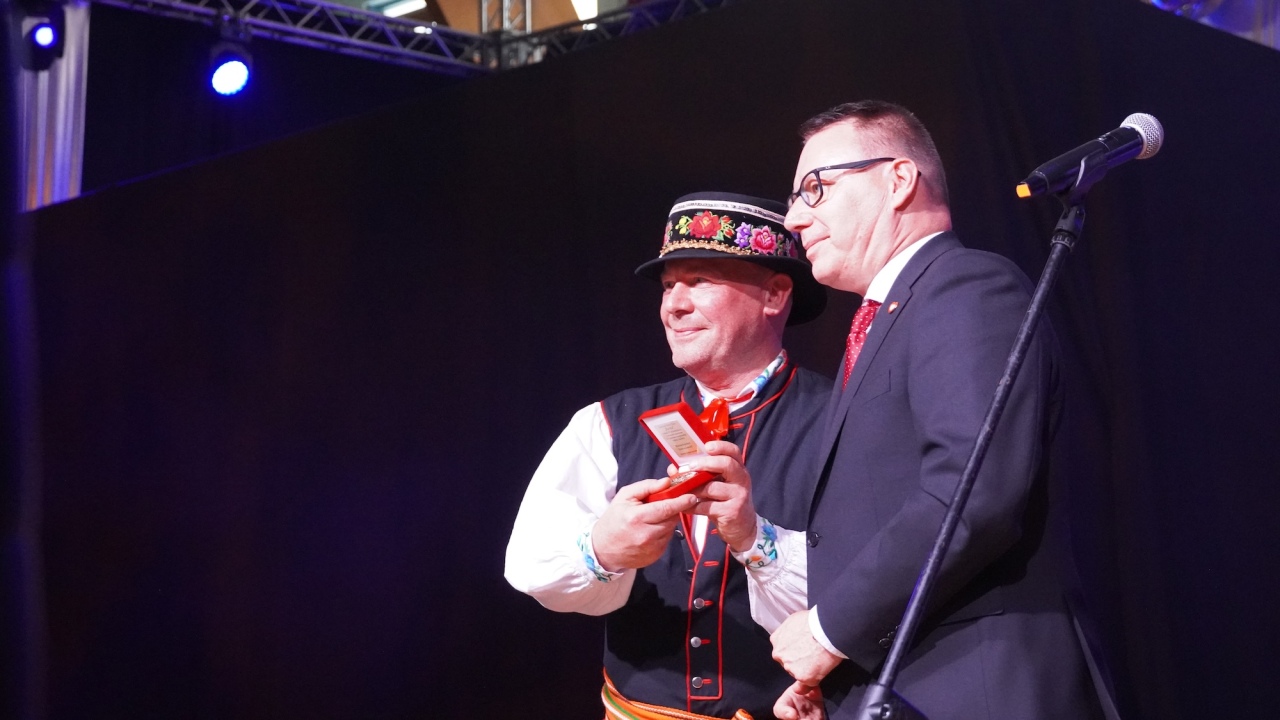 Jubileusz 60-lecia Zespołu Pieśni i Tańca Kurpie [04.10.2026] - zdjęcie #157 - eOstroleka.pl