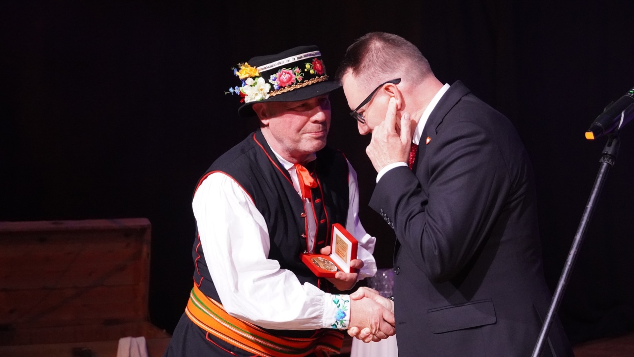 Jubileusz 60-lecia Zespołu Pieśni i Tańca Kurpie [04.10.2026] - zdjęcie #151 - eOstroleka.pl