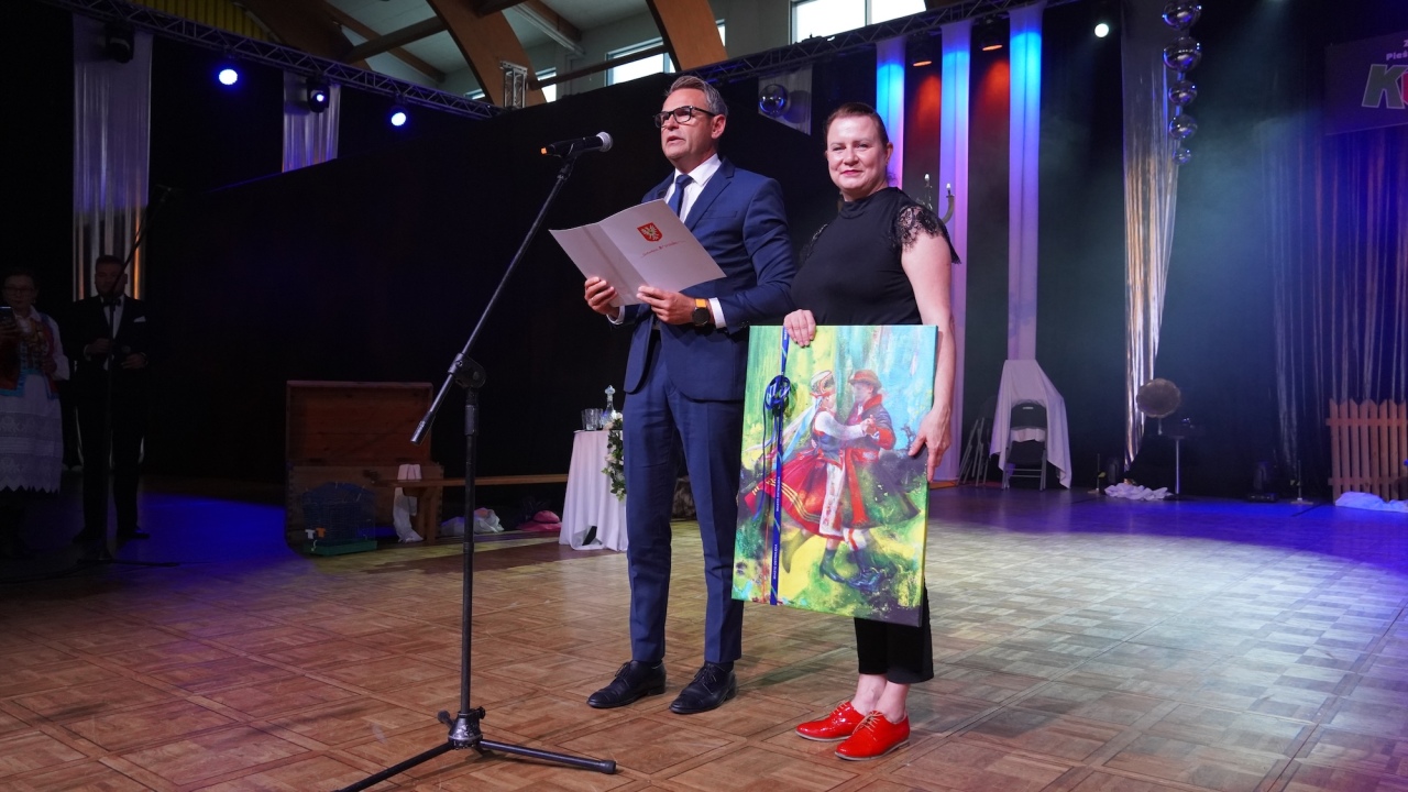 Jubileusz 60-lecia Zespołu Pieśni i Tańca Kurpie [04.10.2026] - zdjęcie #143 - eOstroleka.pl