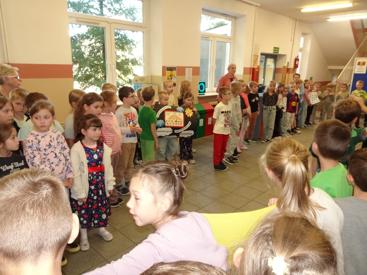 Stop przemocy w szkole! Uczniowie z Olszewa-Borek dołączyli do ogólnopolskiej akcji [06.10.2026] - zdjęcie #23 - eOstroleka.pl