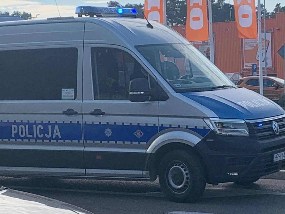 Kolizja na Fieldorfa Nila [06.10.2026] - zdjęcie #8 - eOstroleka.pl