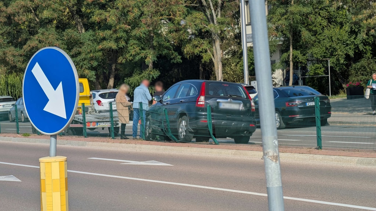 Kolizja na Fieldorfa Nila [06.10.2026] - zdjęcie #6 - eOstroleka.pl