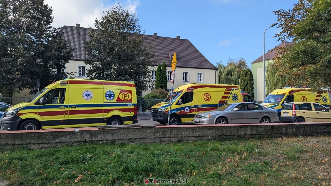 Atak nożownika w ZSZ 4 w Ostrołęce [7.10.2026] - zdjęcie #28 - eOstroleka.pl