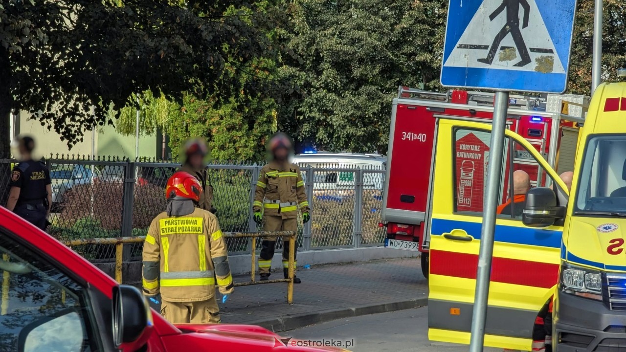 Atak nożownika w ZSZ 4 w Ostrołęce [7.10.2026] - zdjęcie #16 - eOstroleka.pl