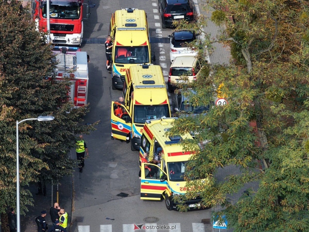 Atak nożownika w ZSZ 4 w Ostrołęce [7.10.2026] - zdjęcie #8 - eOstroleka.pl