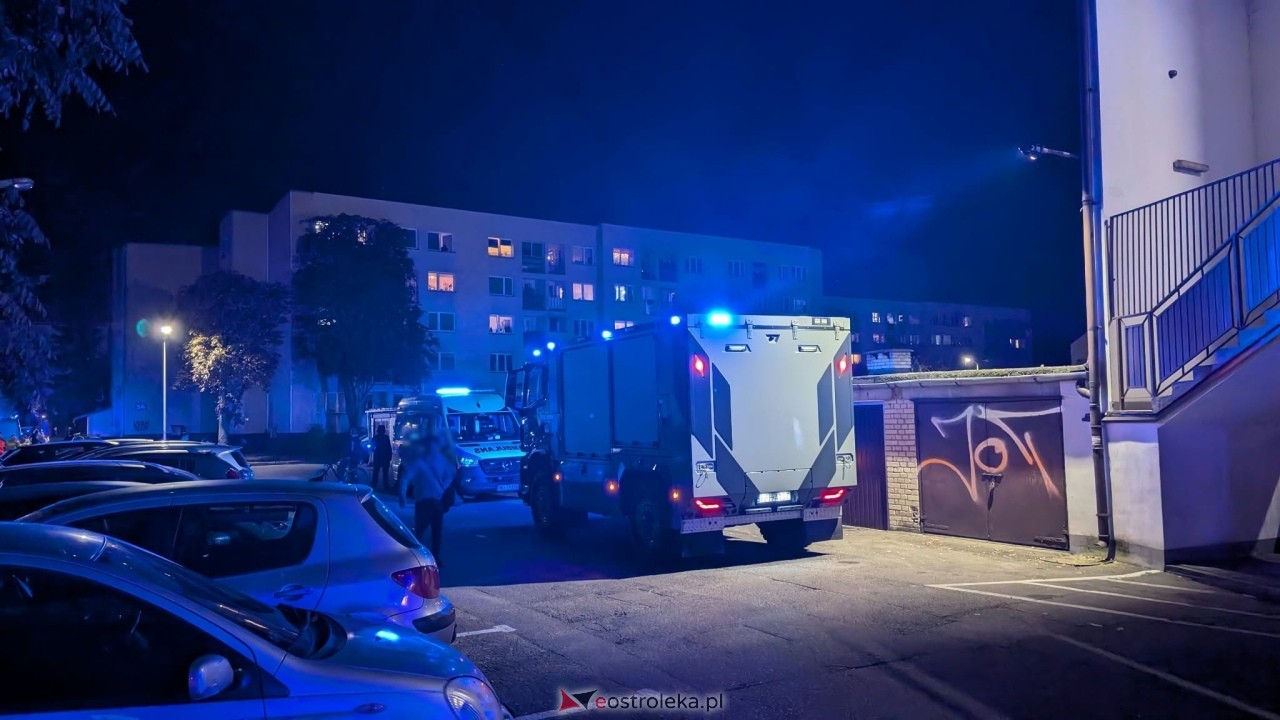 Akcja policji ws. ataku w ZSZ 4 w Ostrołęce [7.10.2026] - zdjęcie #17 - eOstroleka.pl