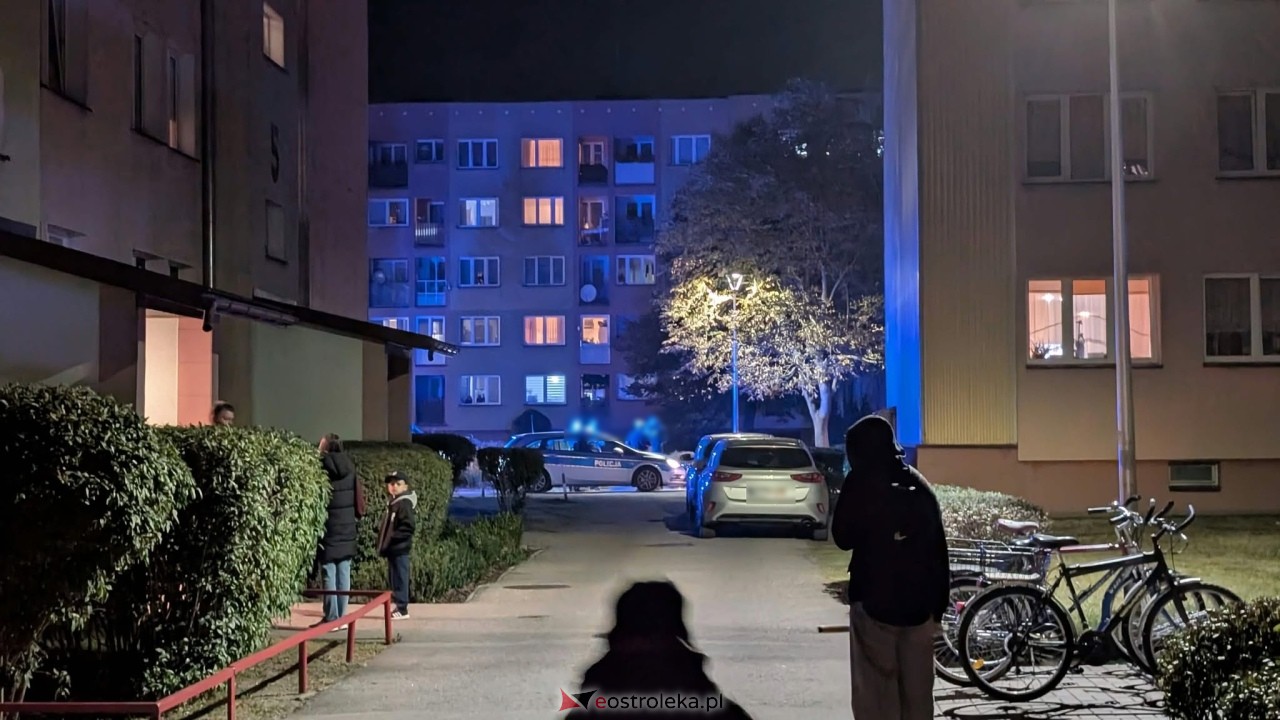 Akcja policji ws. ataku w ZSZ 4 w Ostrołęce [7.10.2026] - zdjęcie #5 - eOstroleka.pl