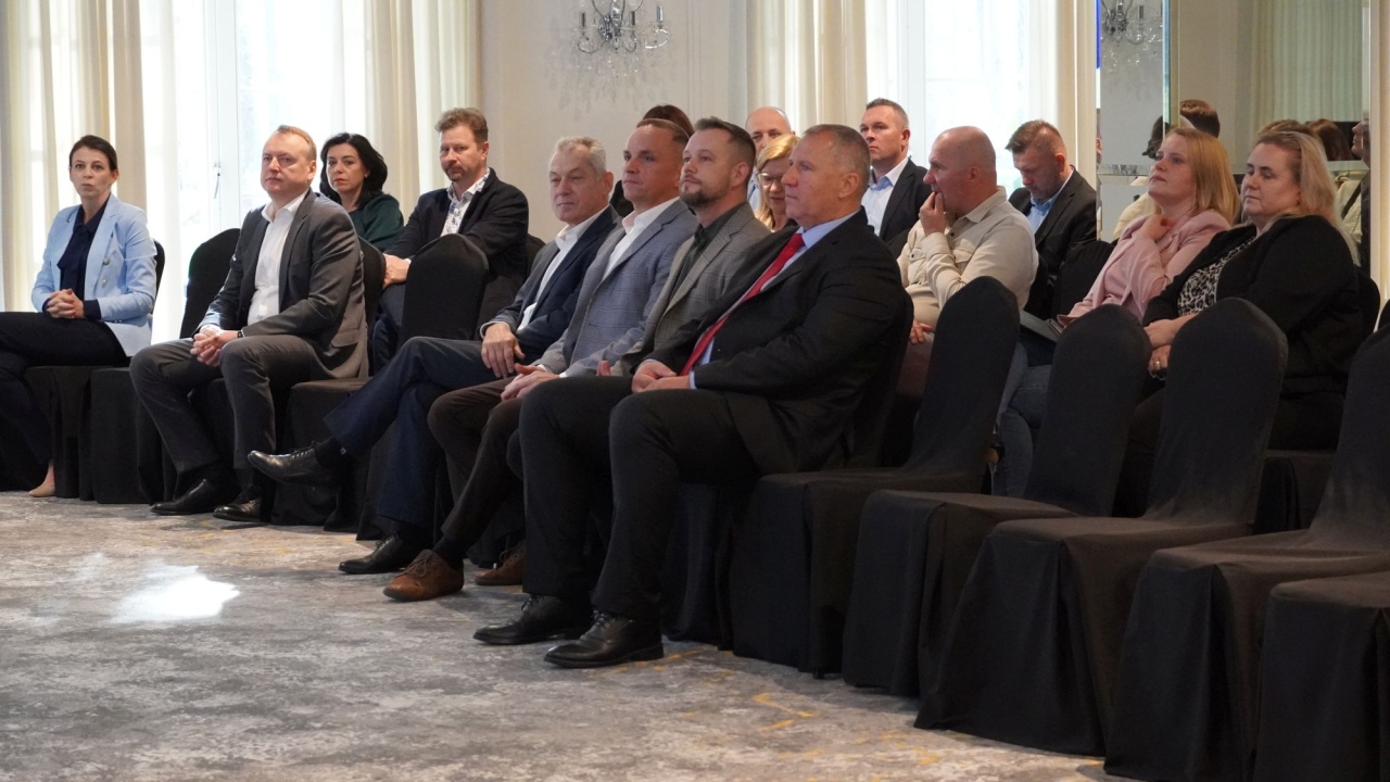 Konferencja Transformacja energetyczna w samorządzie – od diagnozy i strategii do inwestycji. Znaczenie doradztwa energetycznego [08.10.2026] - zdjęcie #10 - eOstroleka.pl