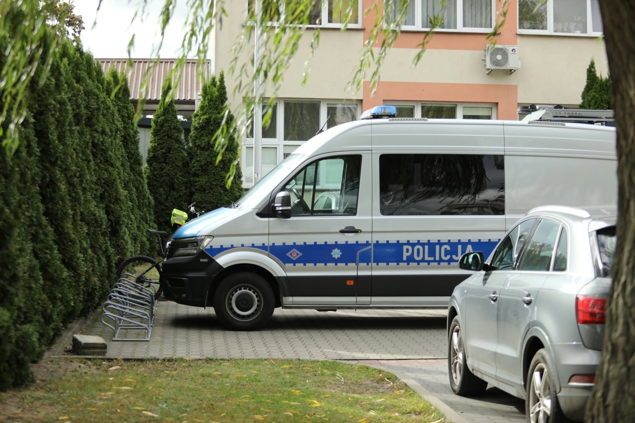 Policja chroni ostrołęckie szkoły [9.10.2026] - zdjęcie #9 - eOstroleka.pl