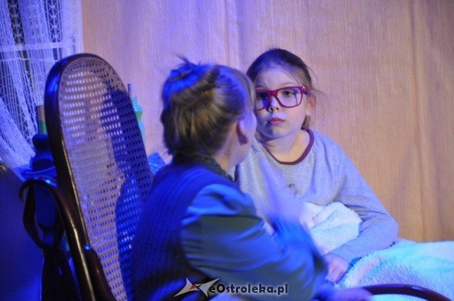 Spektakl Aniu, odpowie ci wierszyk w klubie OCZKO [8.I.2012] - zdjęcie #9 - eOstroleka.pl