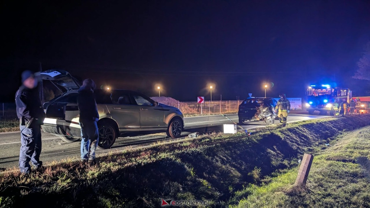 Wypadek w Zamościu - trasa Ostrołęka - Ostrów Mazowiecka [09.10.2026] - zdjęcie #12 - eOstroleka.pl