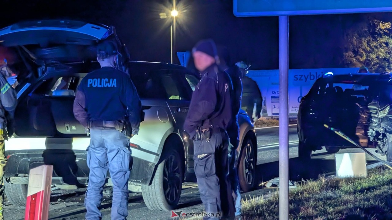 Wypadek w Zamościu - trasa Ostrołęka - Ostrów Mazowiecka [09.10.2026] - zdjęcie #11 - eOstroleka.pl