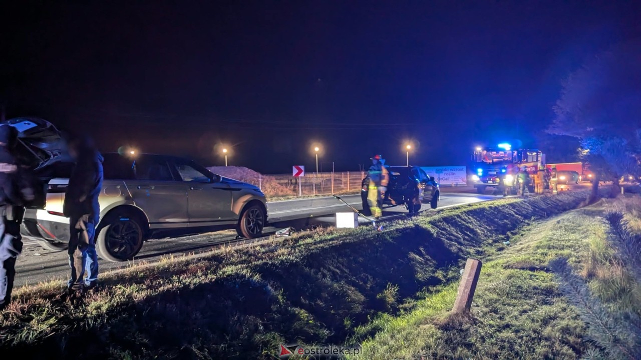 Wypadek w Zamościu - trasa Ostrołęka - Ostrów Mazowiecka [09.10.2026] - zdjęcie #9 - eOstroleka.pl