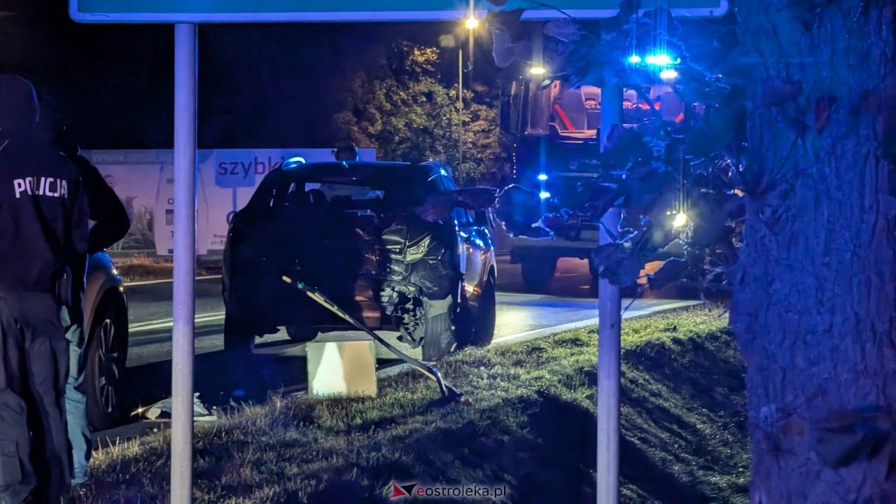 Wypadek w Zamościu - trasa Ostrołęka - Ostrów Mazowiecka [09.10.2026] - zdjęcie #5 - eOstroleka.pl