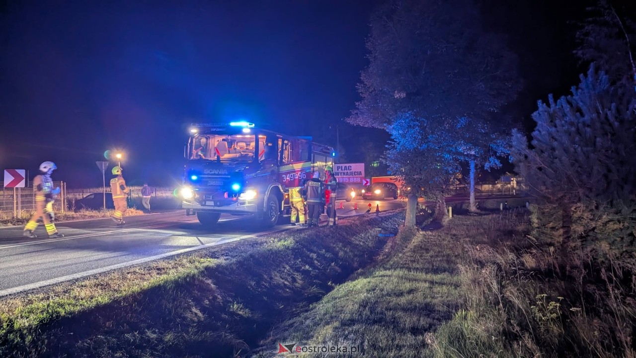 Wypadek w Zamościu - trasa Ostrołęka - Ostrów Mazowiecka [09.10.2026] - zdjęcie #2 - eOstroleka.pl