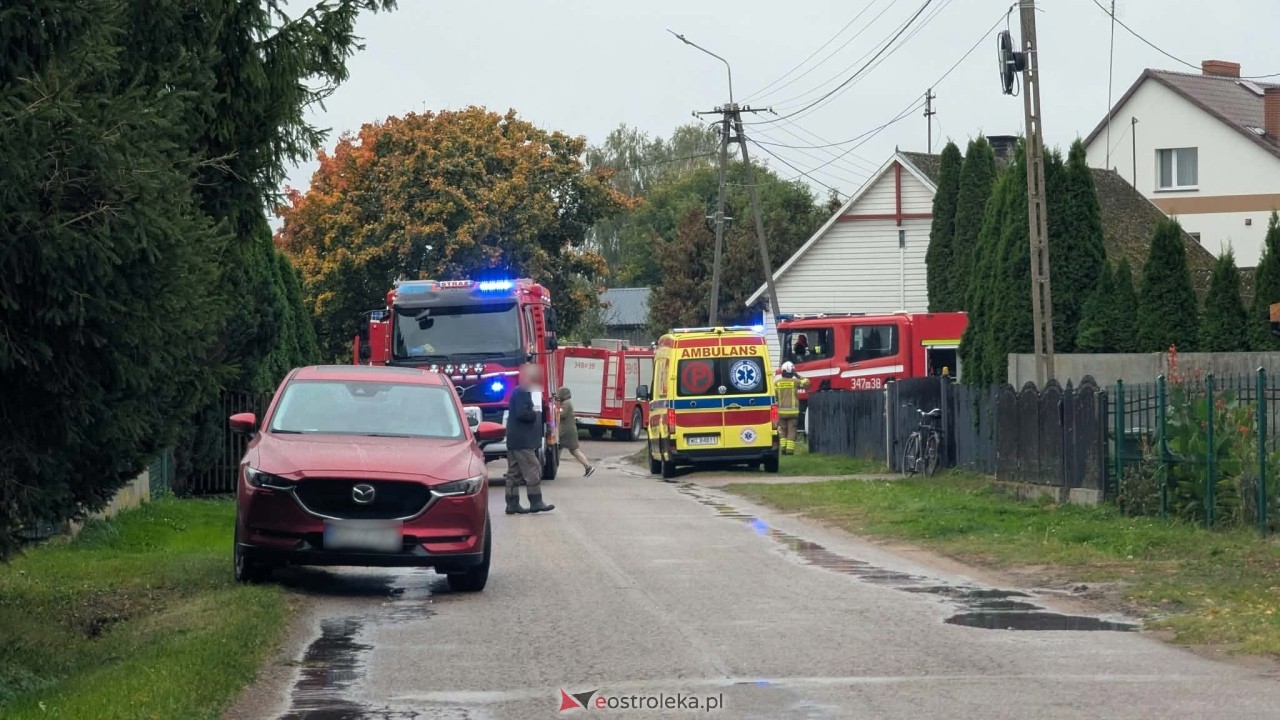 Pożar budynku gospodarczego w Pokrzywnicy [10.10.2026] - zdjęcie #6 - eOstroleka.pl