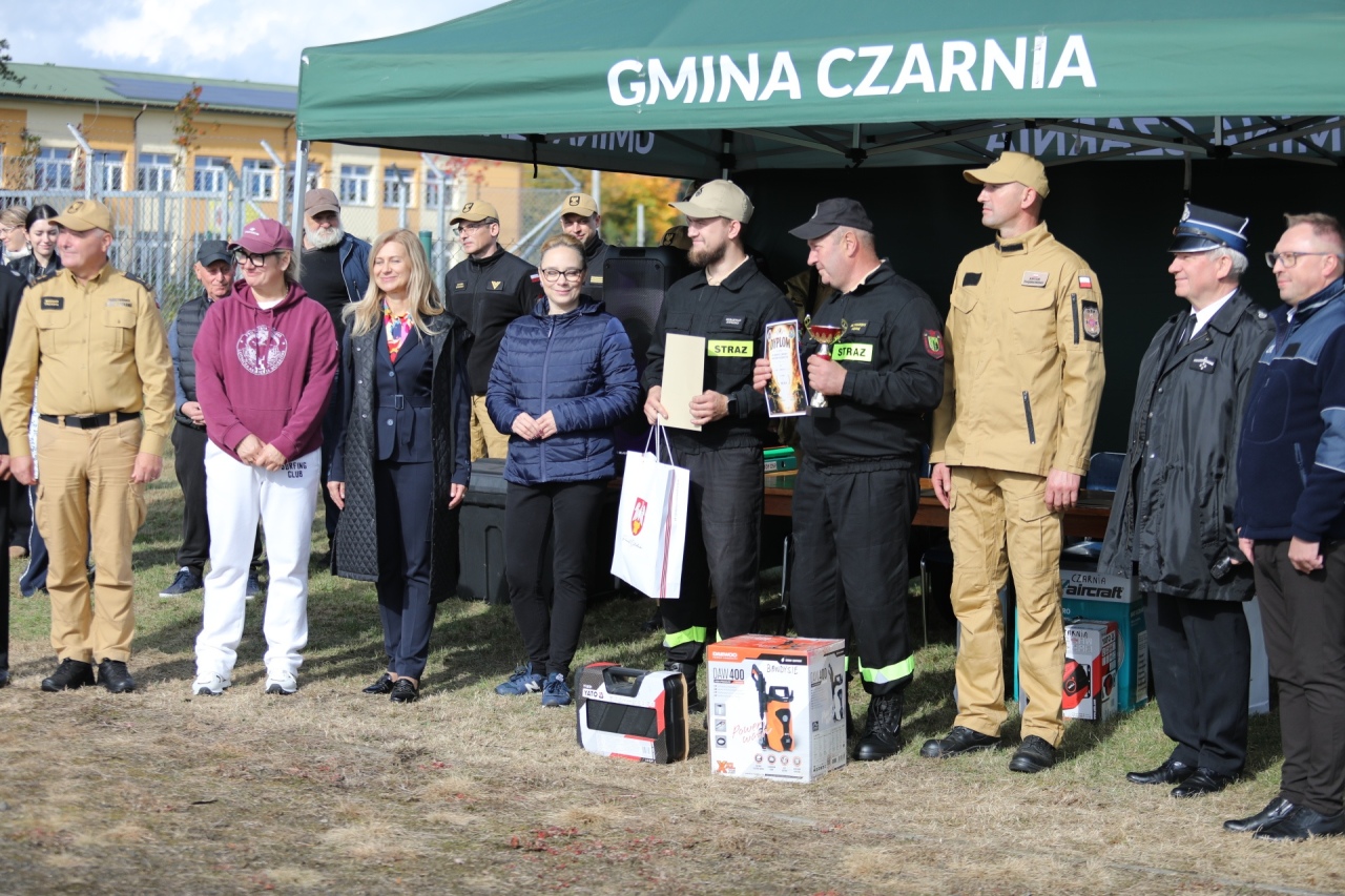 Gminne zawody pożarnicze w Czarni - zdjęcie #100 - eOstroleka.pl