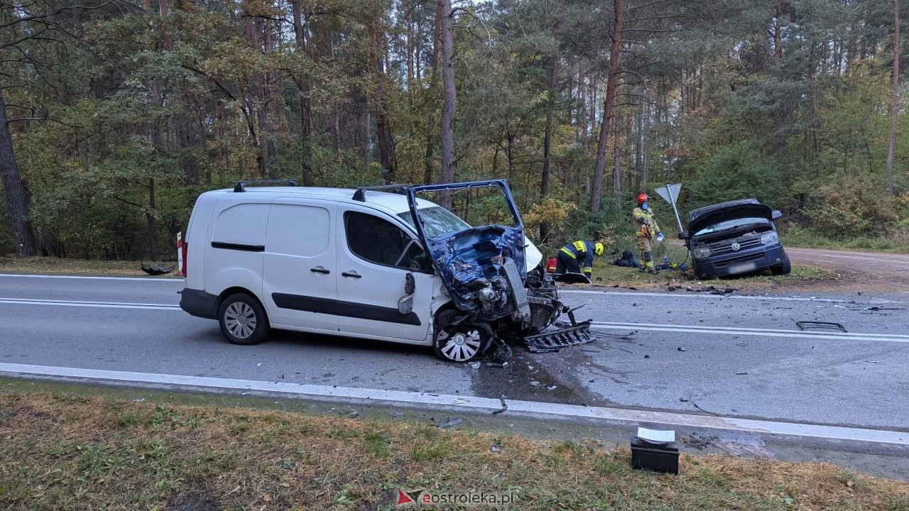 Wypadek w Borowcach [12.10.2026] - zdjęcie #15 - eOstroleka.pl