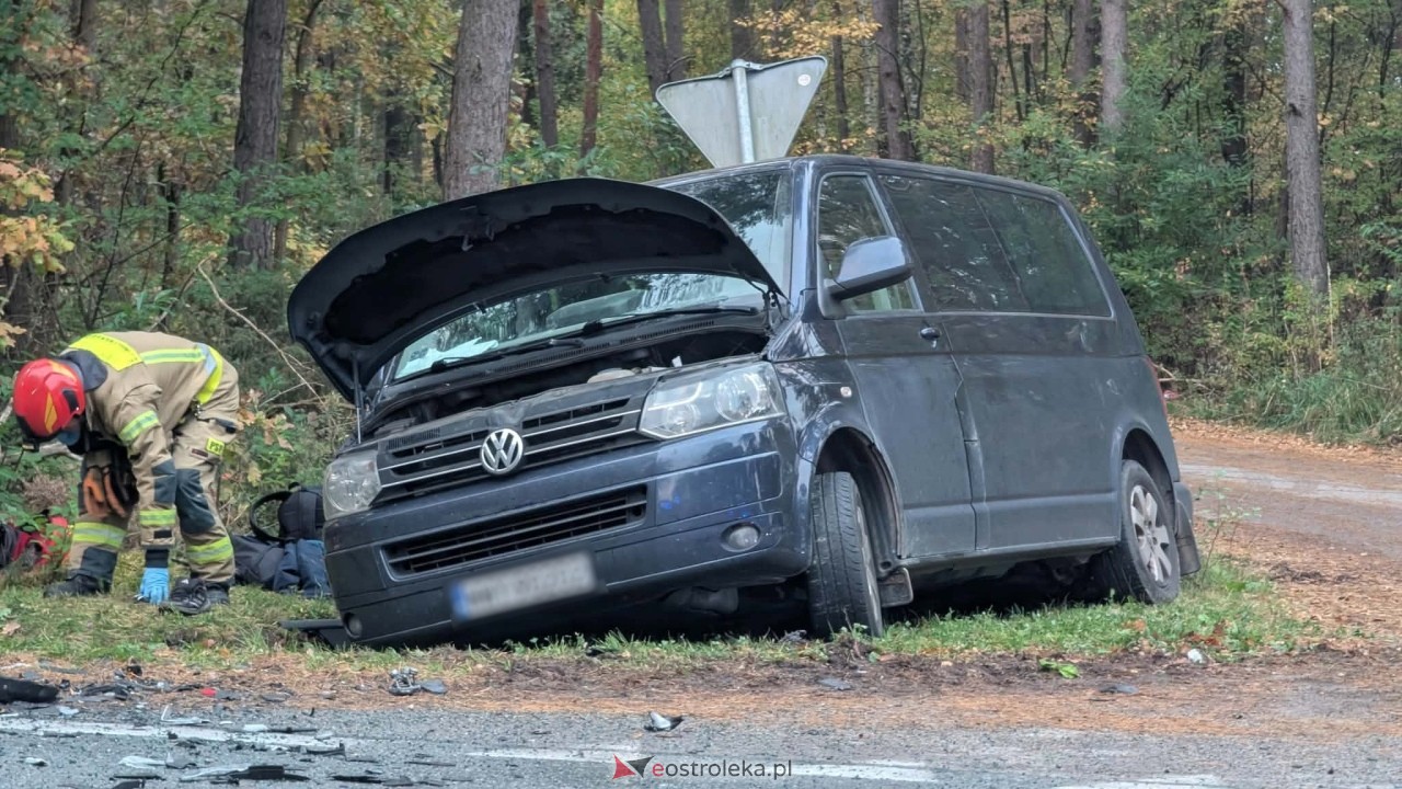 Wypadek w Borowcach [12.10.2026] - zdjęcie #14 - eOstroleka.pl